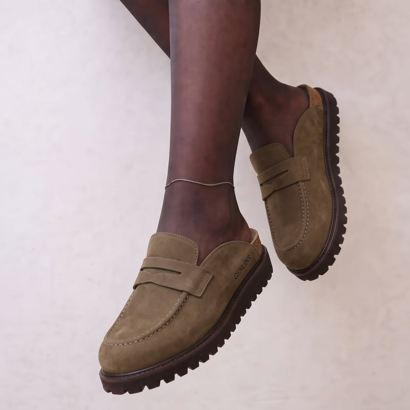LOIS NUBUCK KAKI