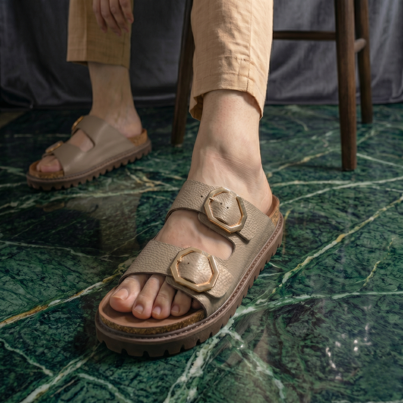 GALIA EMBOSSED LEATHER TAUPE